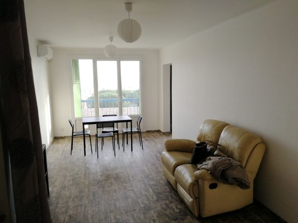 Appartement T5 avec balcon