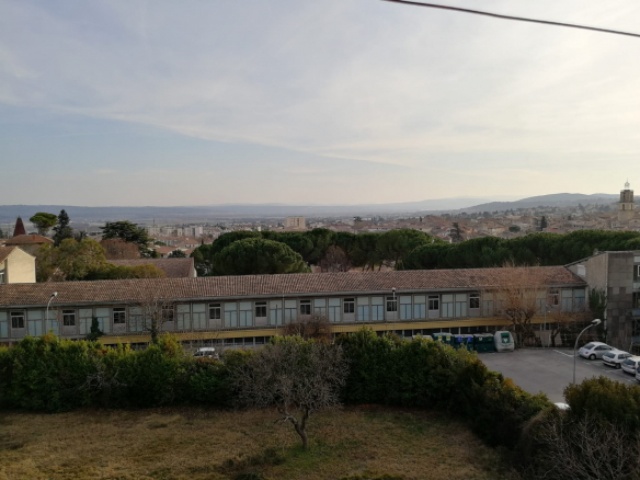 Appartement T5 avec balcon